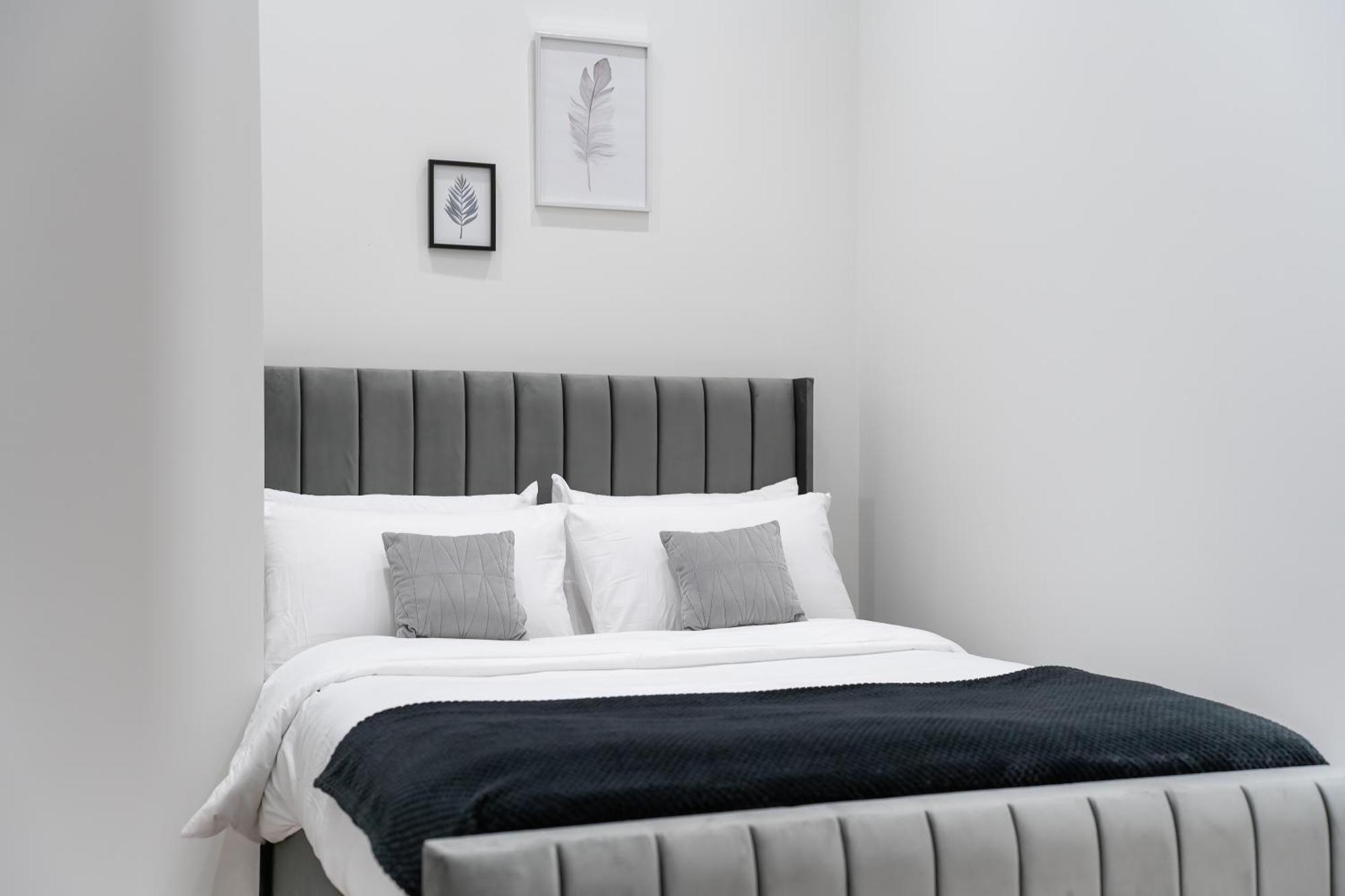 Luxury Apartments Southend-On-Sea Exterior photo